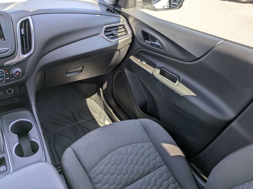 Used 2019 Chevrolet Equinox LT AWD/4WD image 18
