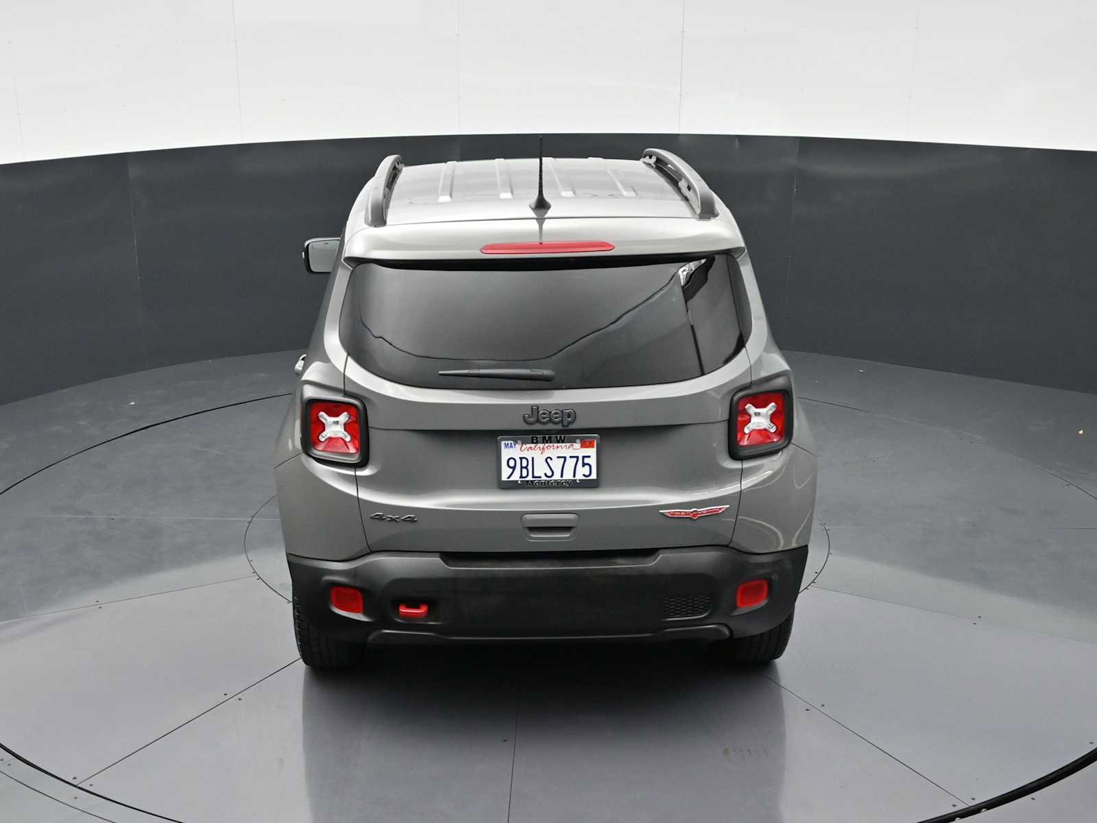 Used 2022 Jeep Renegade Trailhawk AWD/4WD image 22
