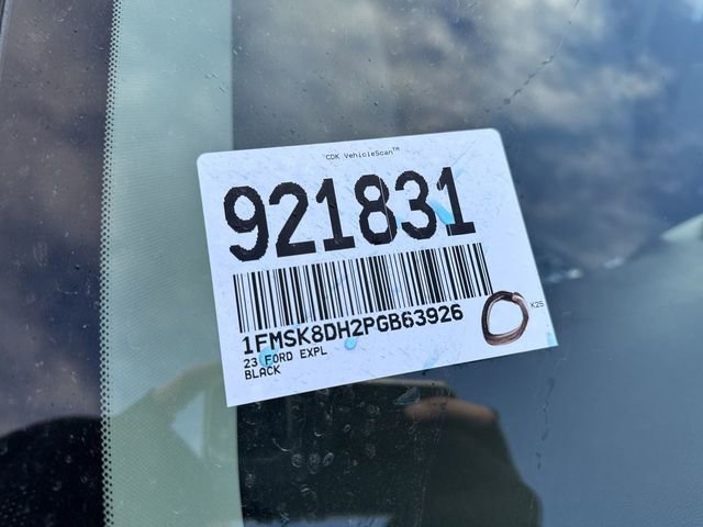 Used 2023 Ford Explorer XLT image 25