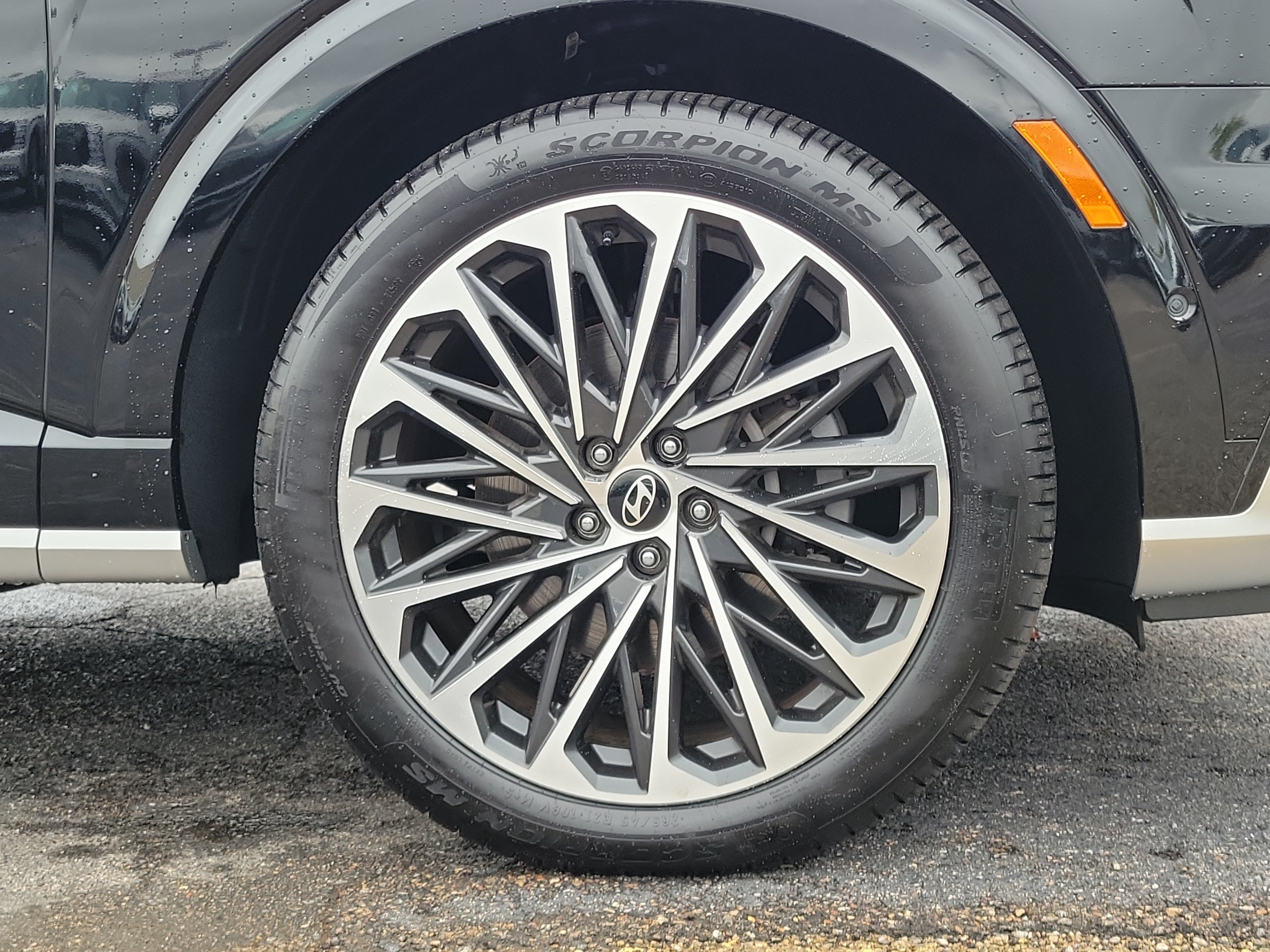 Used 2026 Hyundai Palisade Calligraphy AWD/4WD image 5