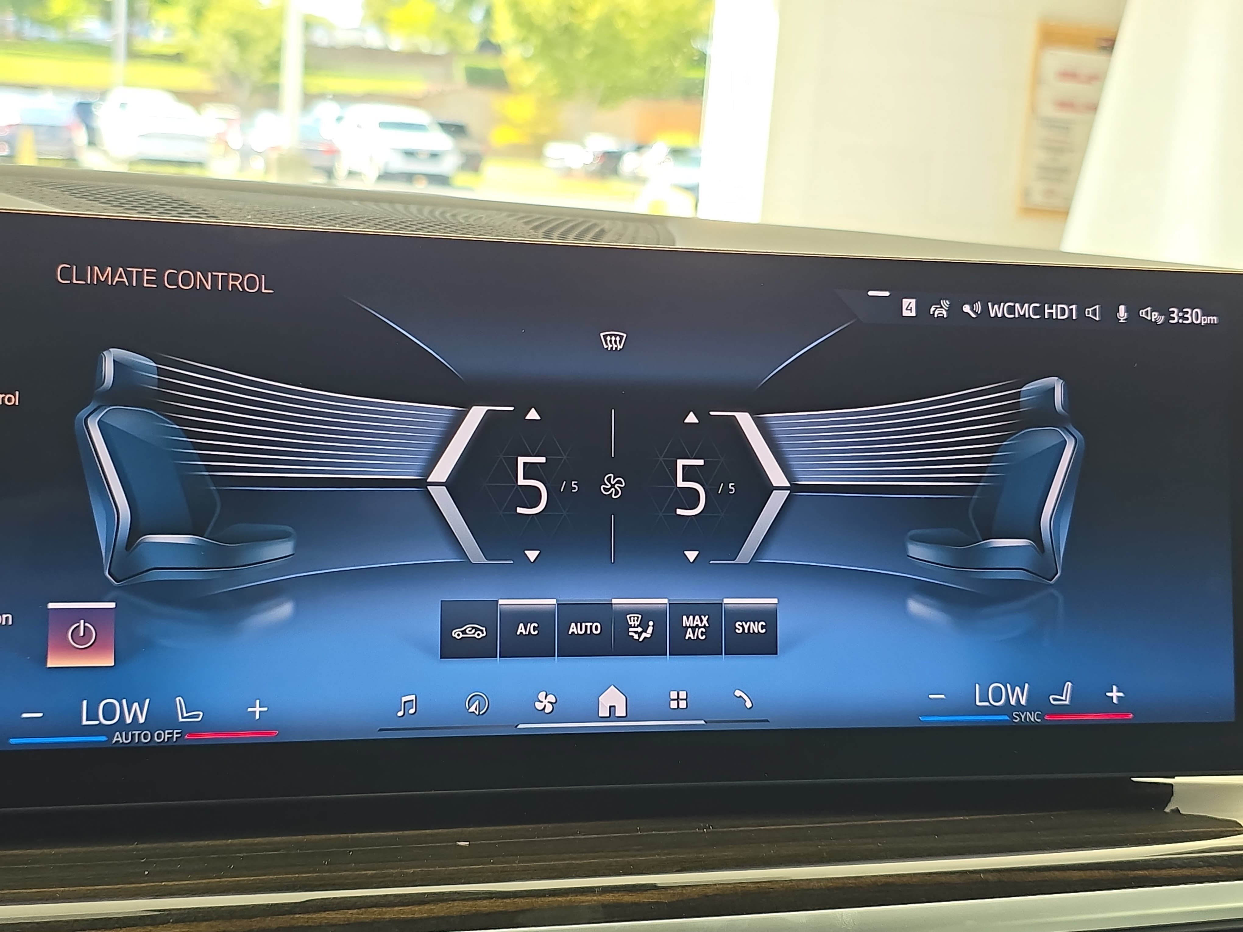 Used 2025 BMW X6 xDrive40i AWD/4WD image 24