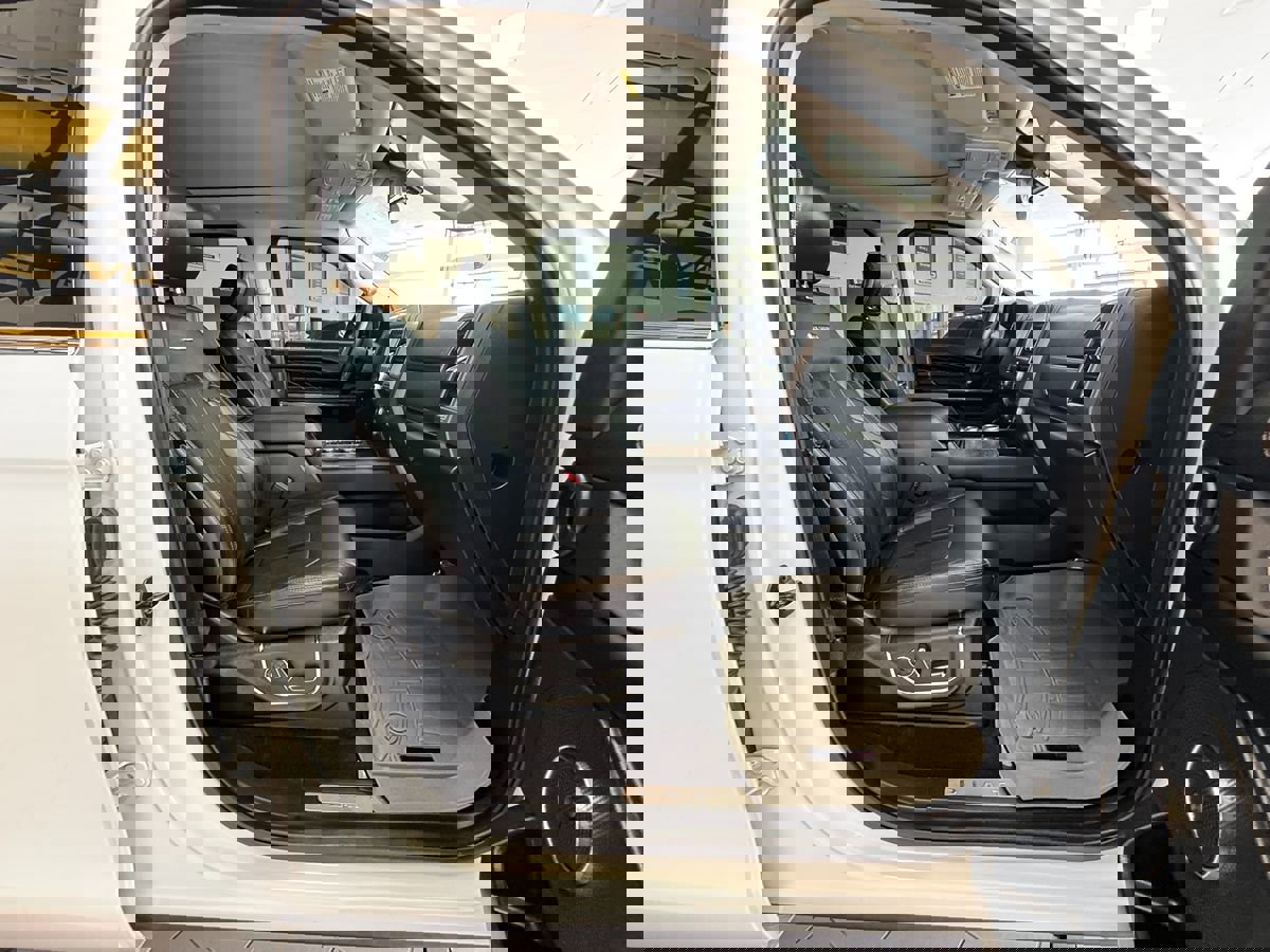 Used 2021 Ford Expedition Max Platinum image 14