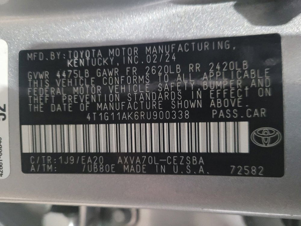 Used 2024 Toyota Camry SE image 33