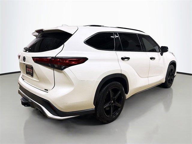 Used 2021 Toyota Highlander XSE image 7