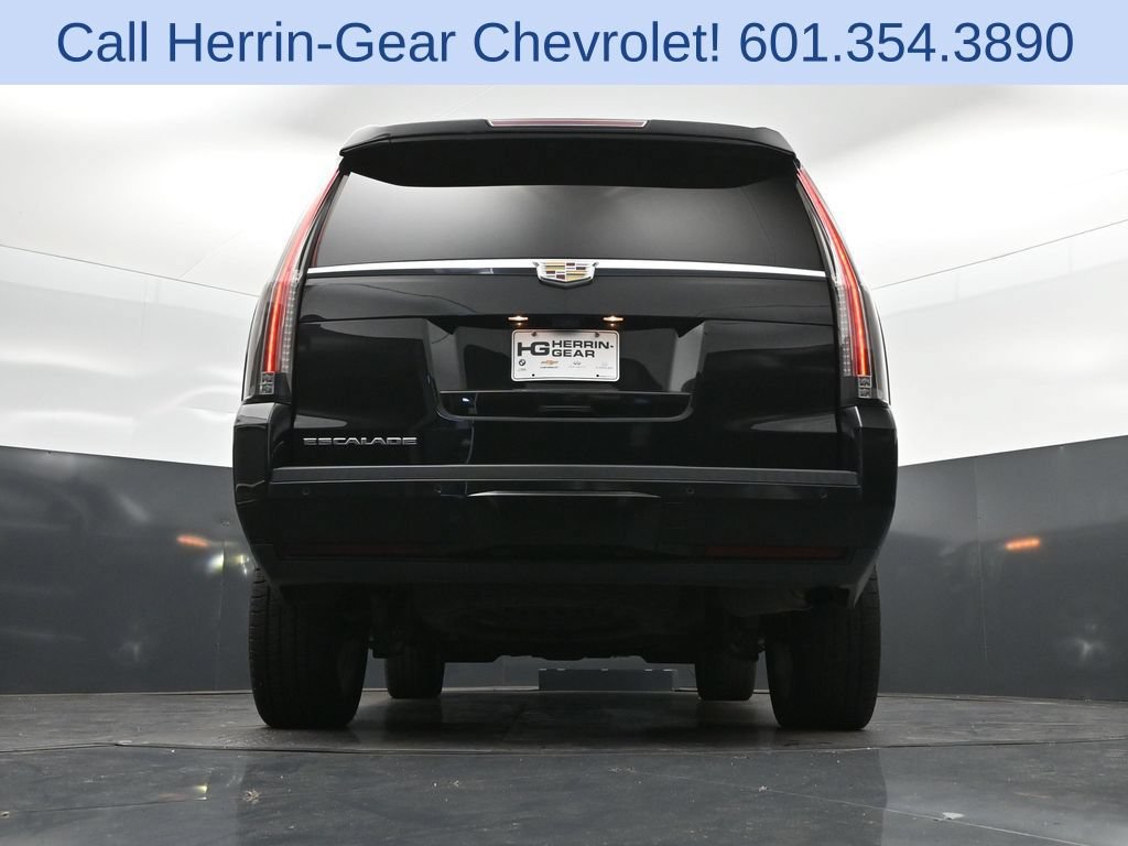 Used 2019 Cadillac Escalade Premium Luxury AWD/4WD image 42