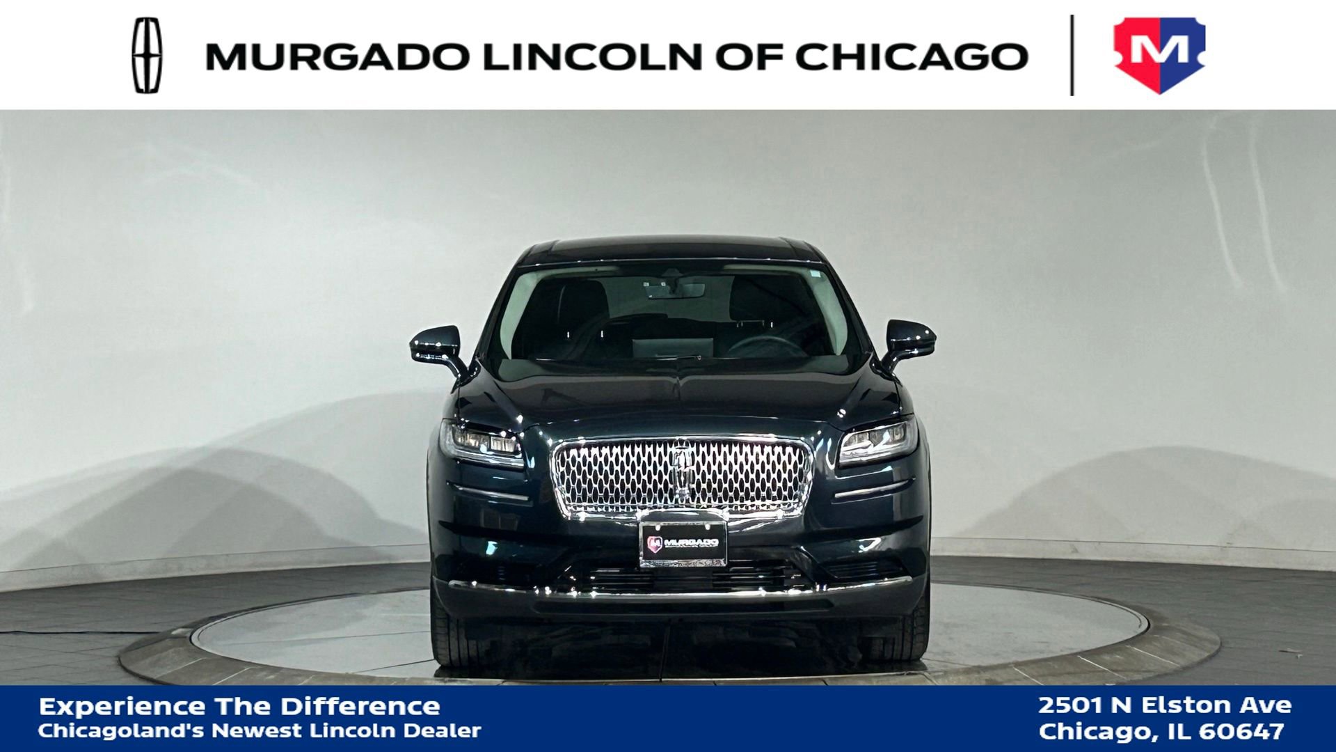 Used 2022 Lincoln Nautilus AWD image 3