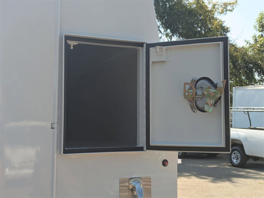 New 2025 GMC Savana 3500 Work Van w/ Power Convenience Package image 19