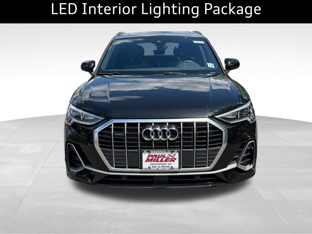 Used 2023 Audi Q3 2.0T Premium Plus w/ Premium Plus Package AWD/4WD image 2