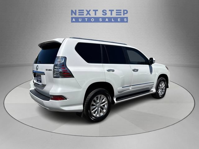 Used 2018 Lexus GX 460 Premium w/ Premium Package AWD/4WD image 8