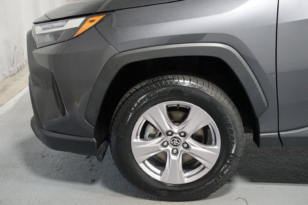Certified 2024 Toyota RAV4 XLE FWD image 5