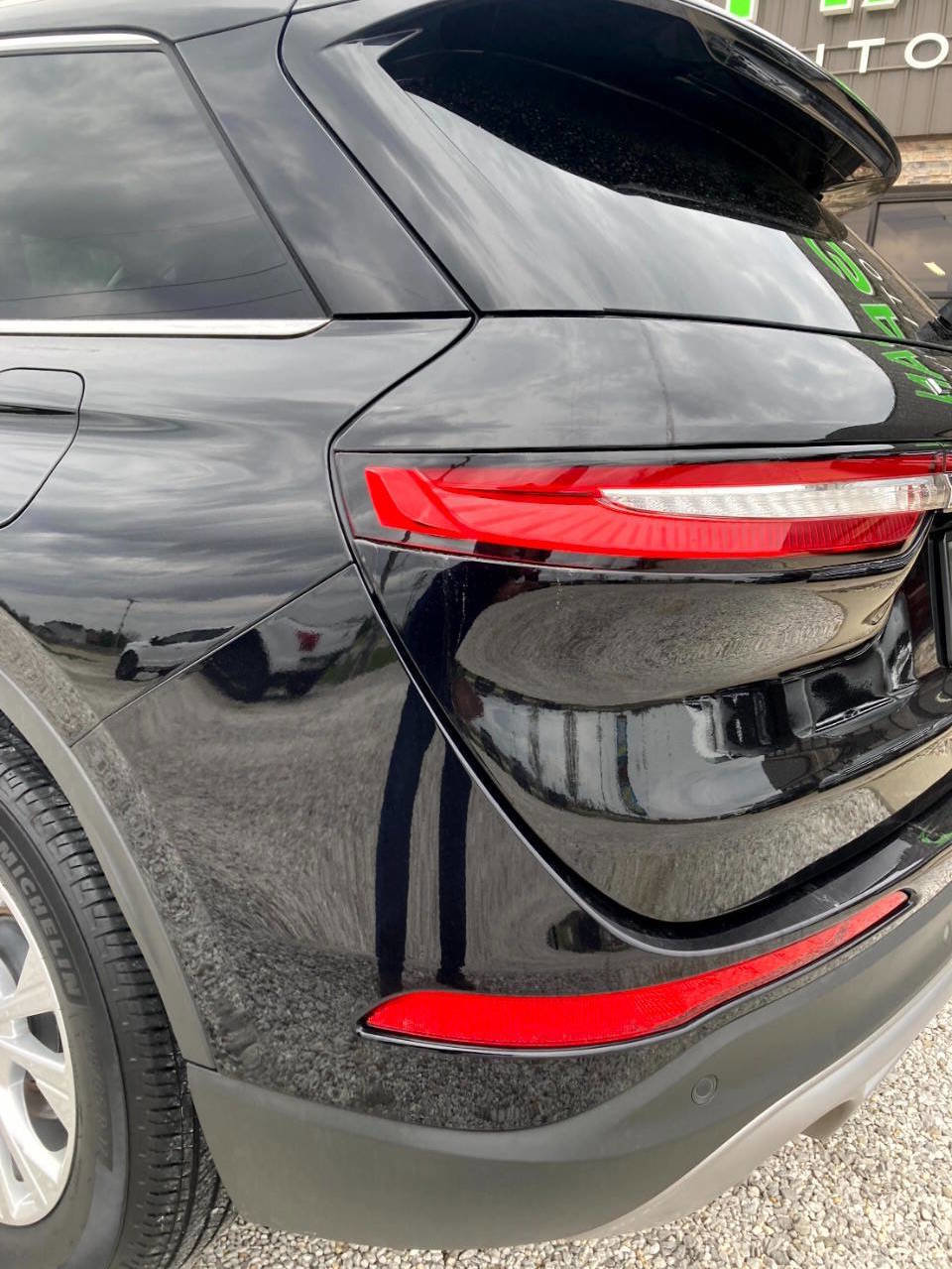 Used 2023 Lincoln Corsair Reserve image 10