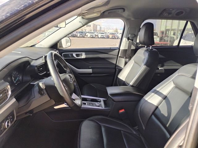 Used 2023 Ford Explorer XLT w/ Equipment Group 202A image 20
