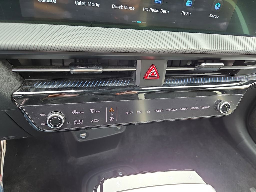 Used 2024 Kia EV6 GT-Line image 17