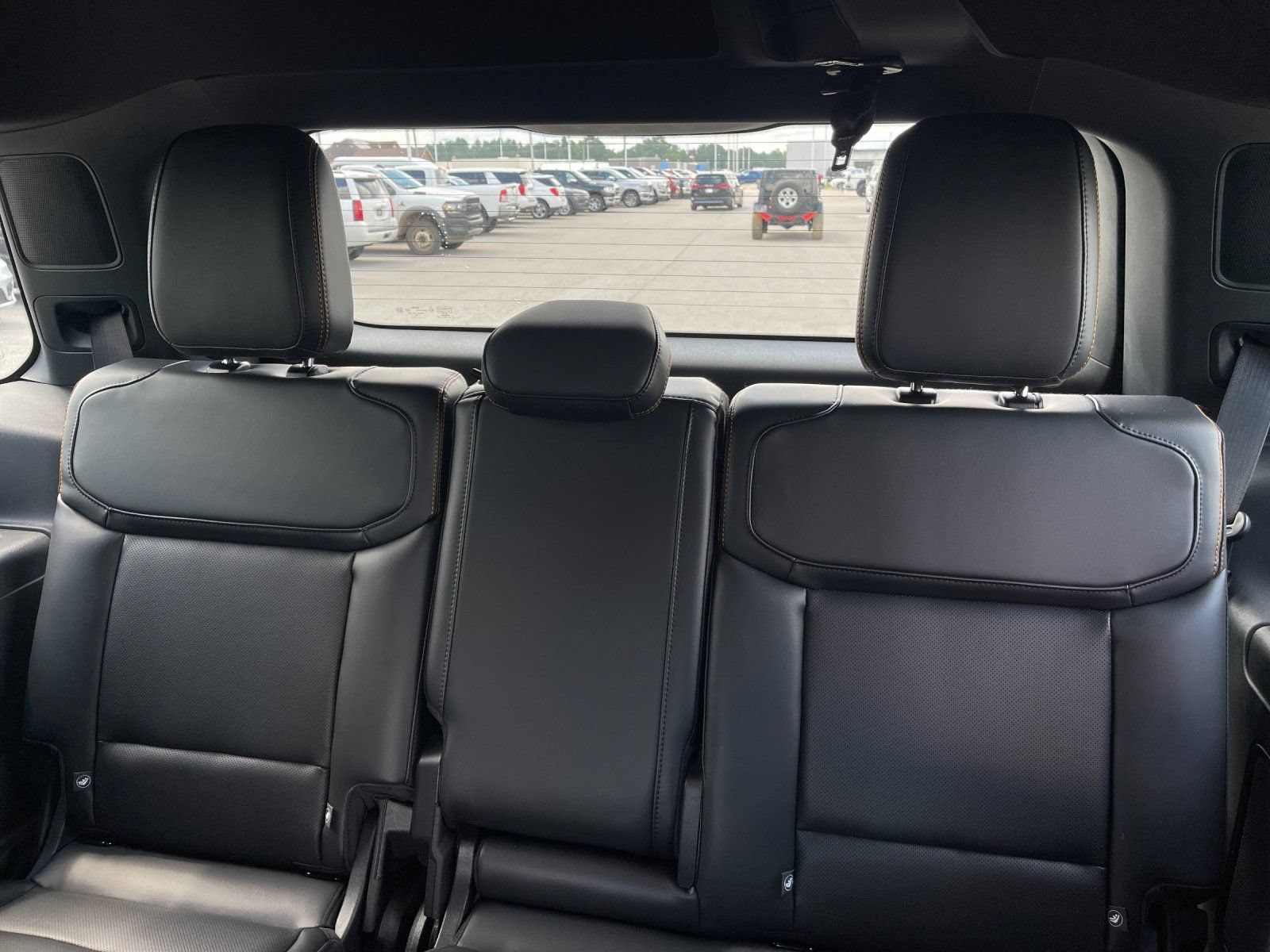 Used 2025 Ford Expedition Tremor AWD/4WD image 17