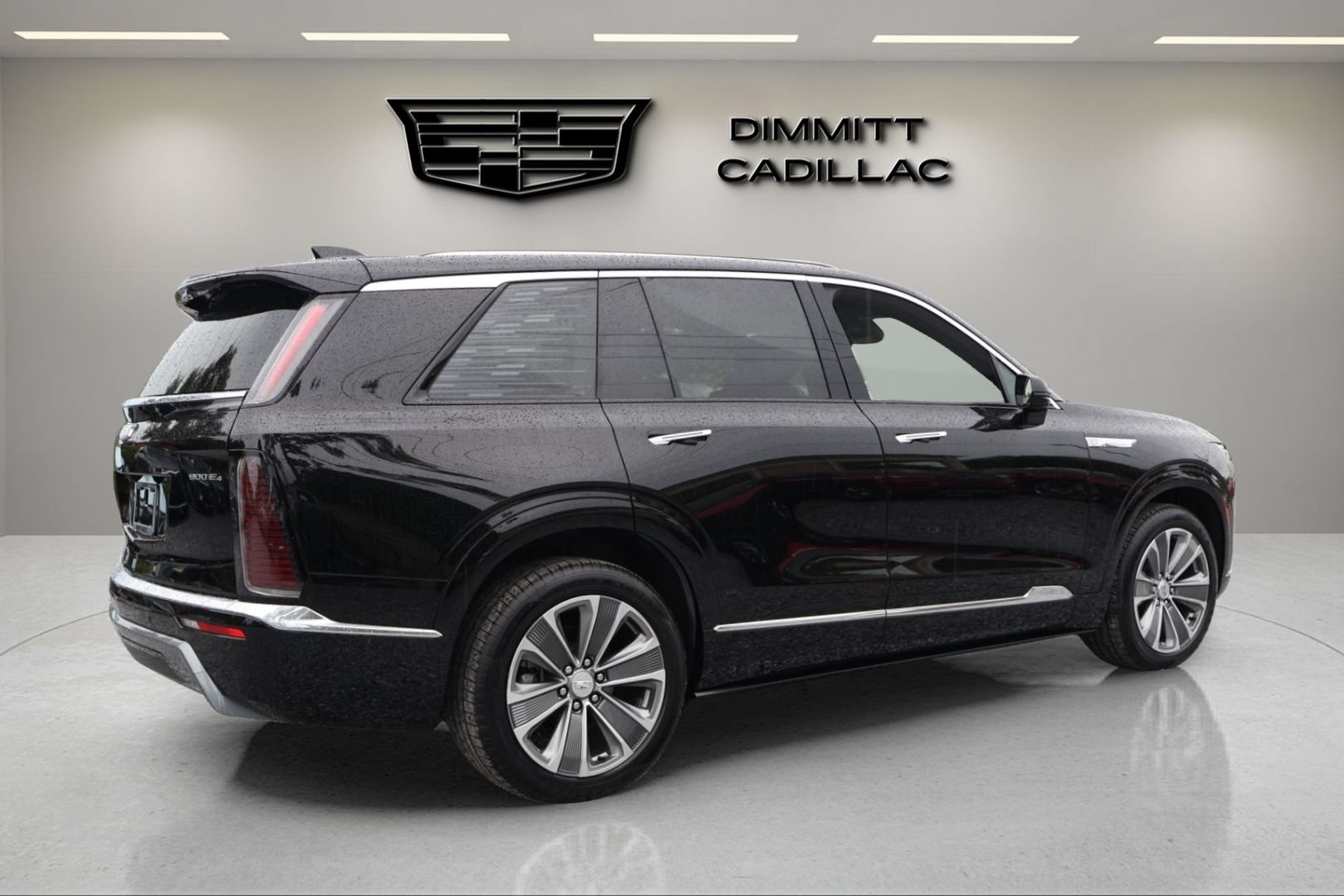 Certified 2026 Cadillac Vistiq Luxury AWD/4WD image 5