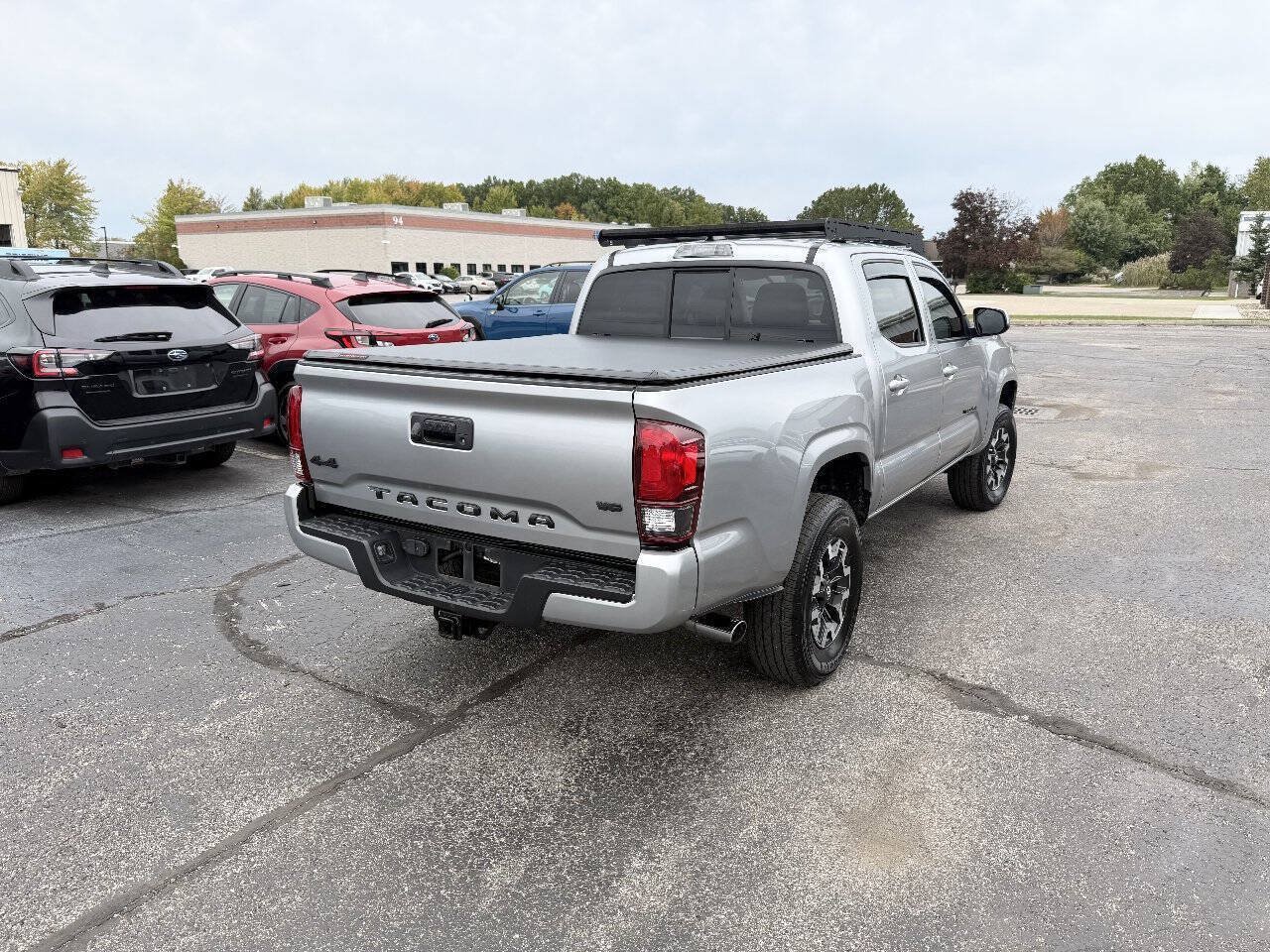 Used 2023 Toyota Tacoma SR AWD/4WD image 5