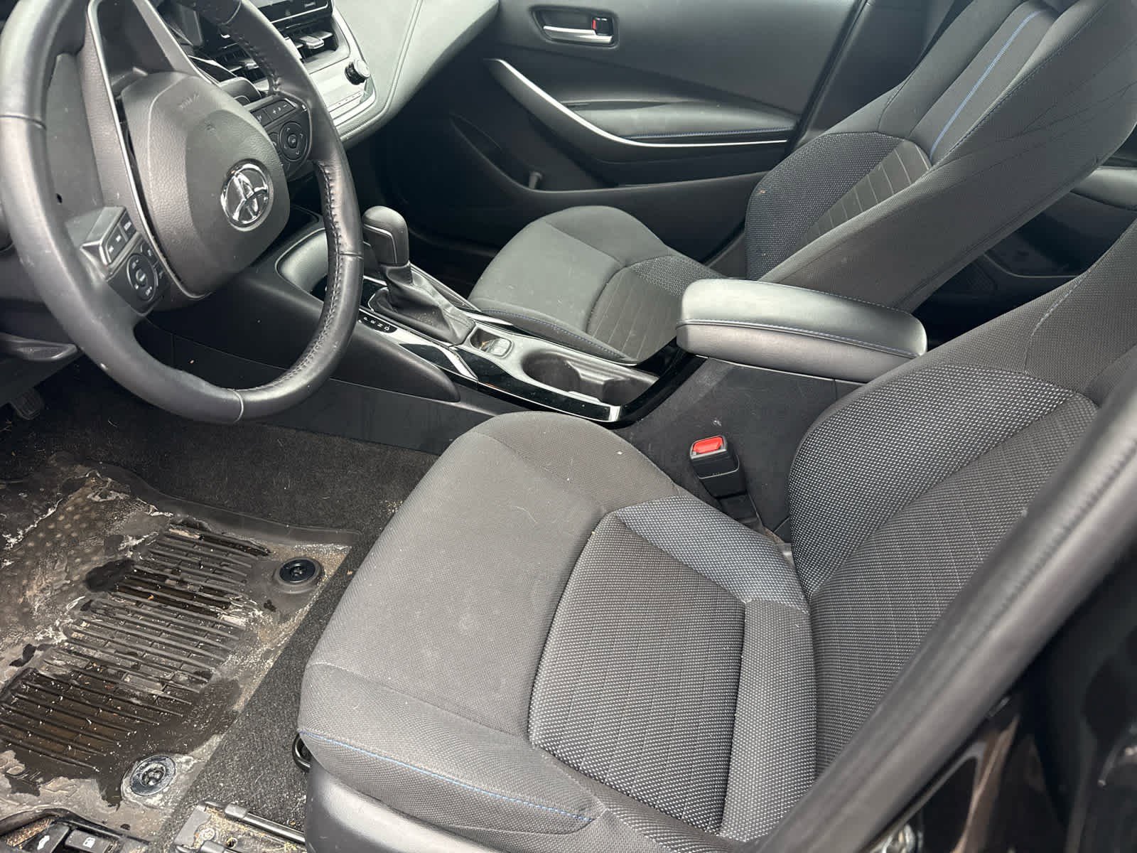 Used 2022 Toyota Corolla SE image 5