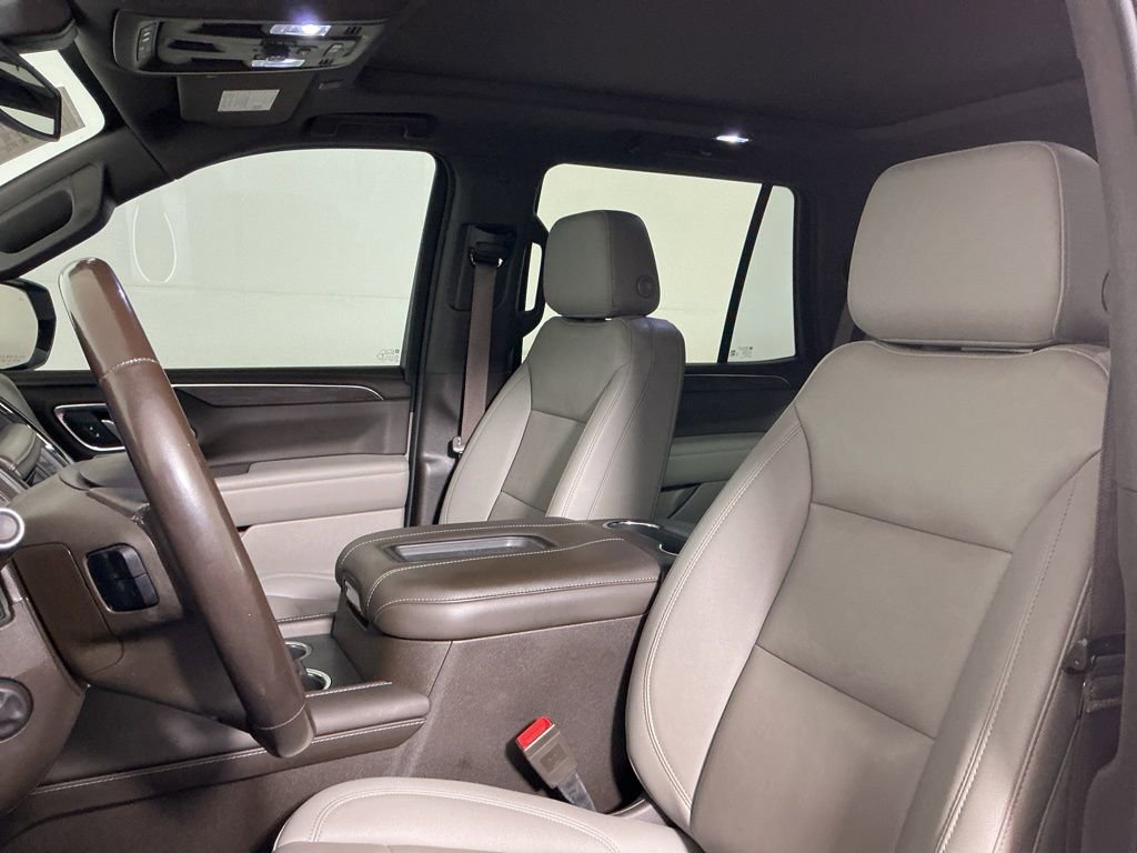Used 2022 Chevrolet Tahoe LT w/ LT Signature Package RWD image 22