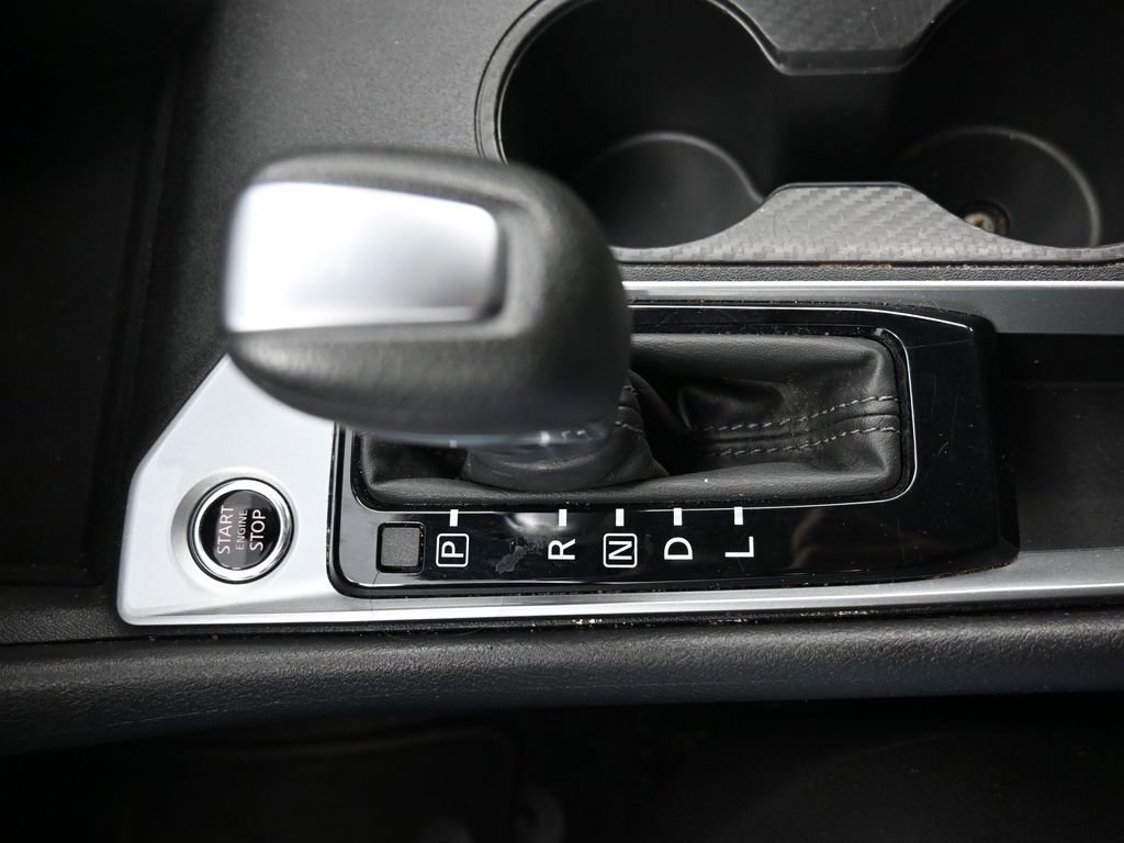 Used 2025 Nissan Altima 2.5 SV image 15