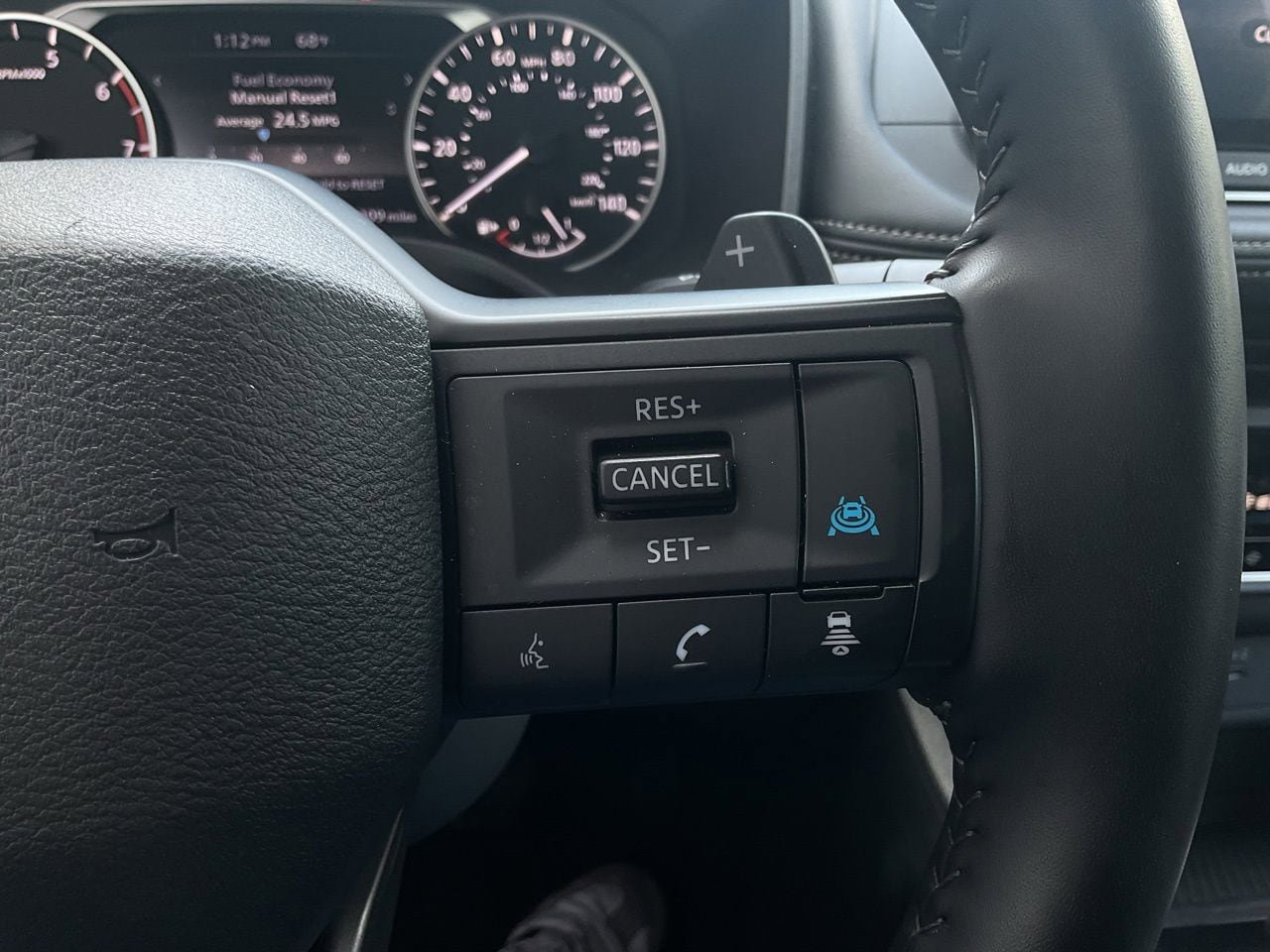 Used 2025 Nissan Rogue SV AWD/4WD image 34
