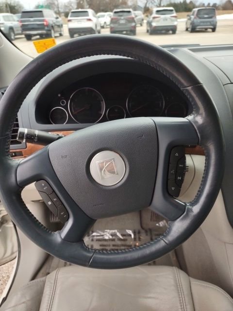 Used 2008 Saturn Outlook XR w/ Premium Trim Package image 12
