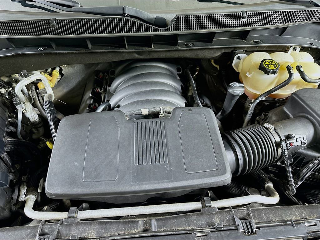 Used 2021 Chevrolet Suburban Z71 w/ Z71 Off-Road Package image 9