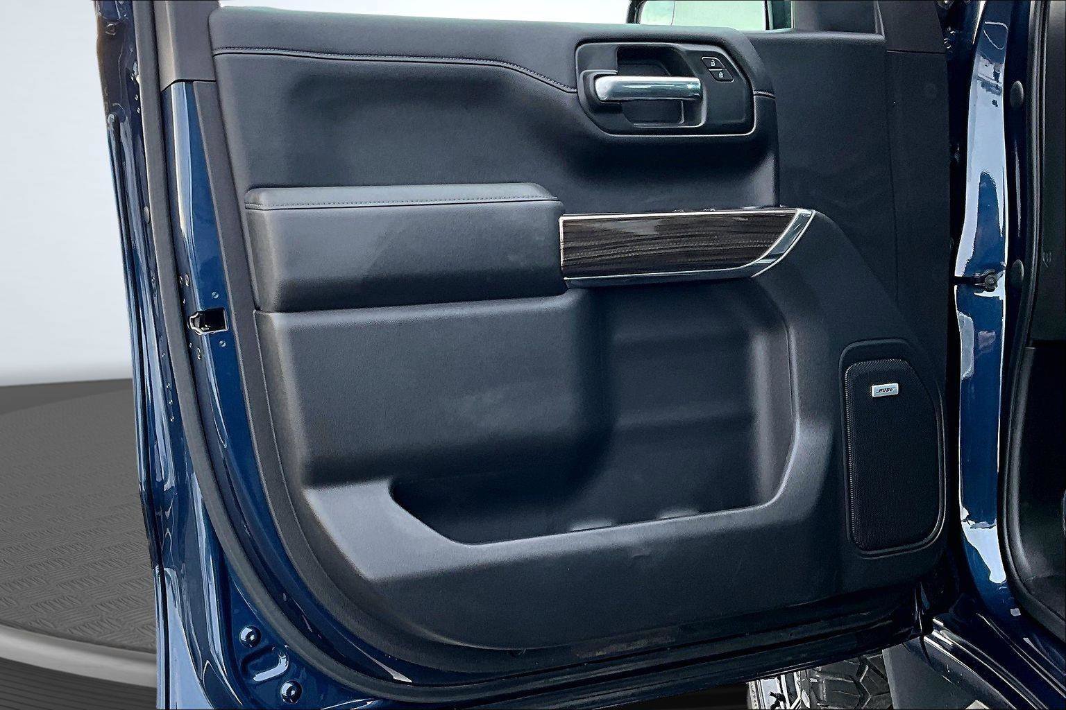 Used 2020 Chevrolet Silverado 1500 LT Trail Boss image 25