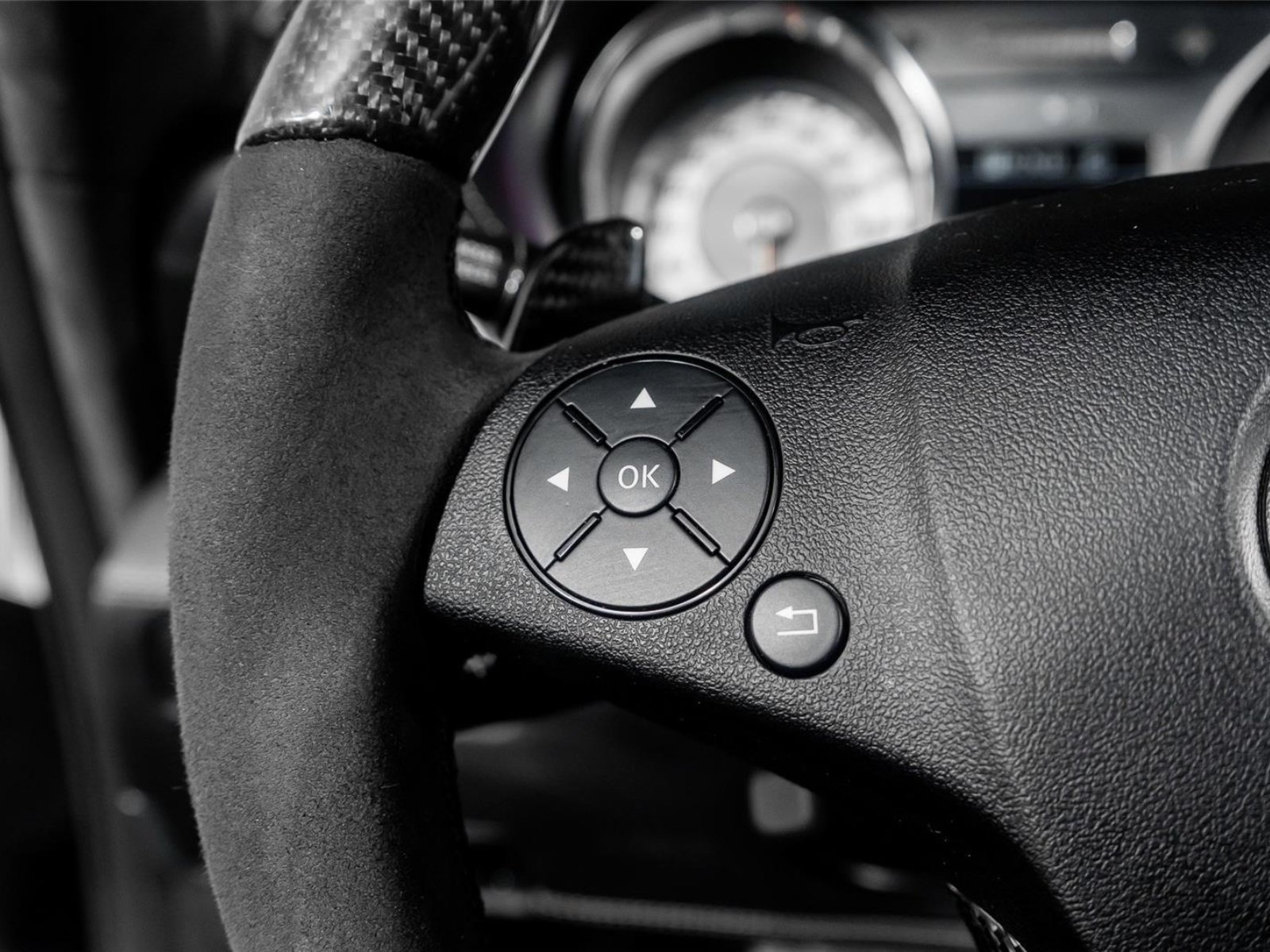 Used 2011 Mercedes-Benz SLS AMG Coupe image 41