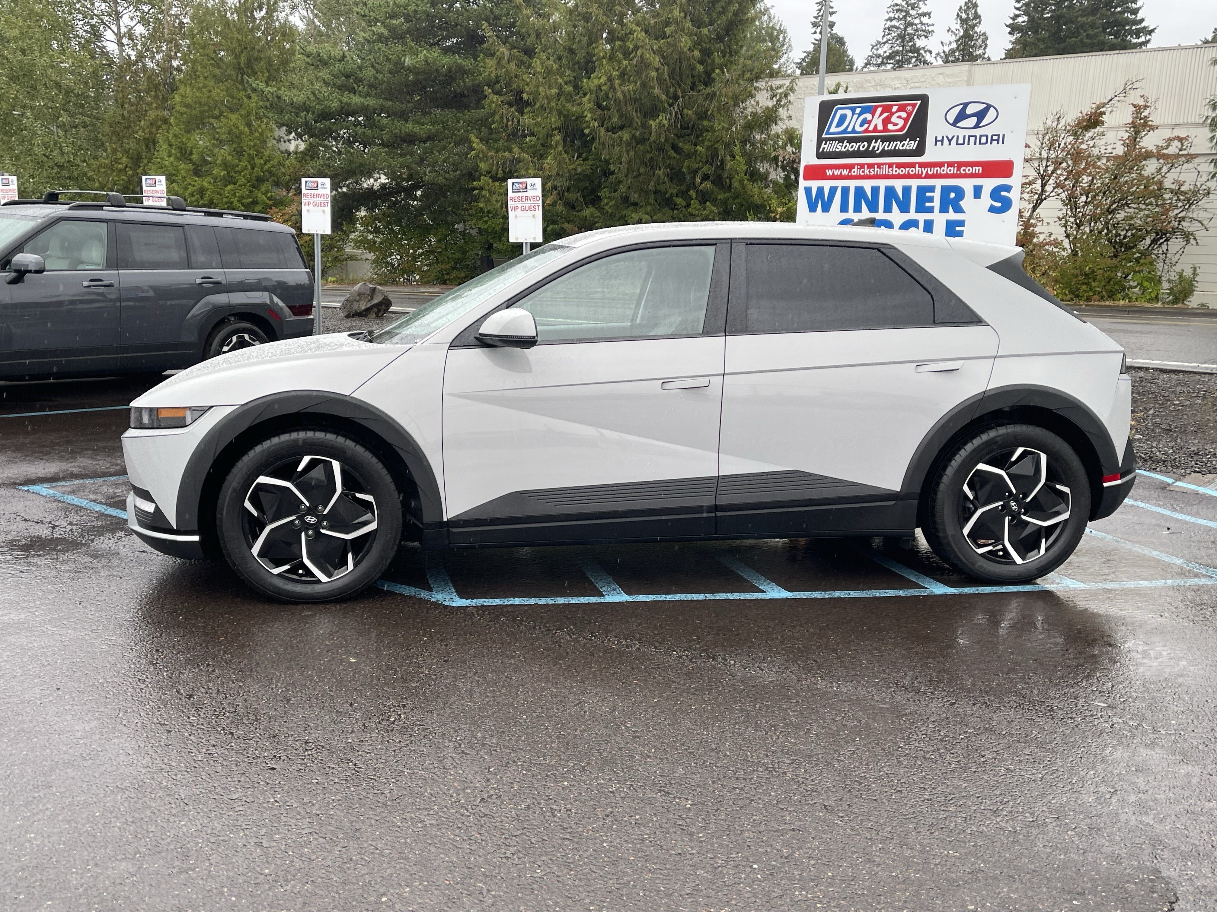 Certified 2023 Hyundai Ioniq 5 SEL AWD/4WD image 2