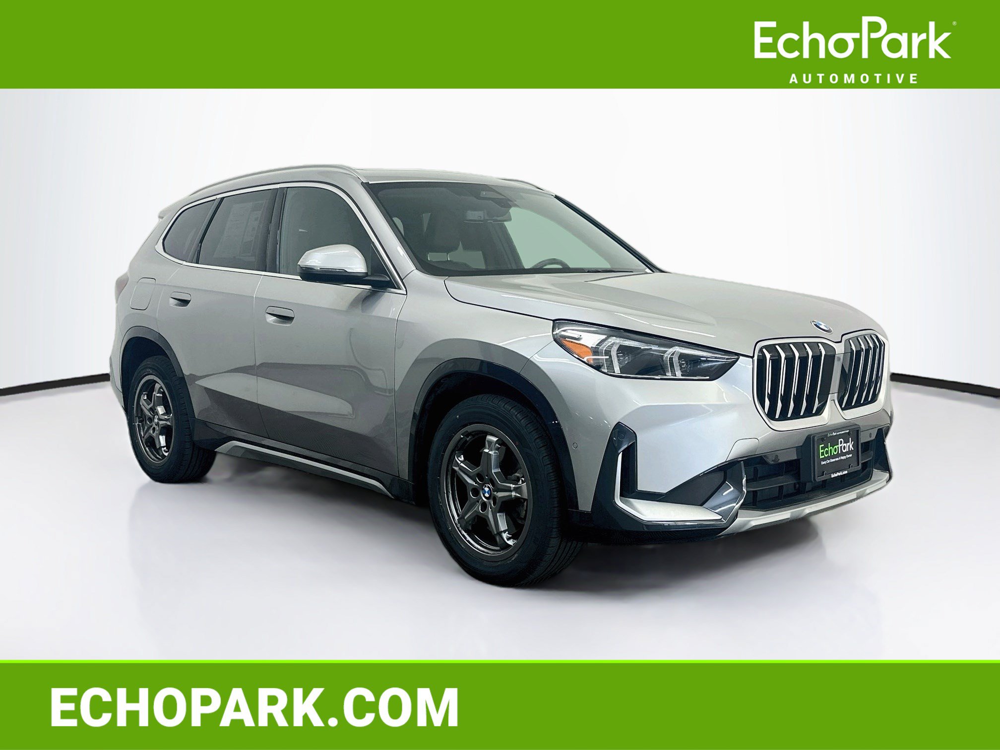 Used 2025 BMW X1 xDrive28i AWD/4WD image 1