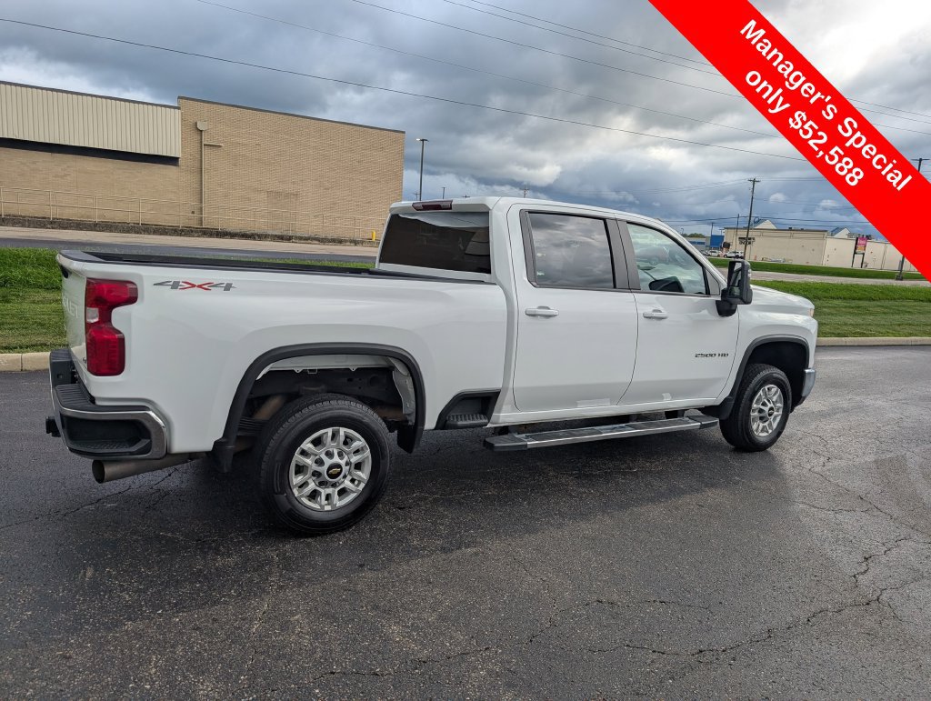 Used 2025 Chevrolet Silverado 2500 LT w/ Convenience Package AWD/4WD image 9