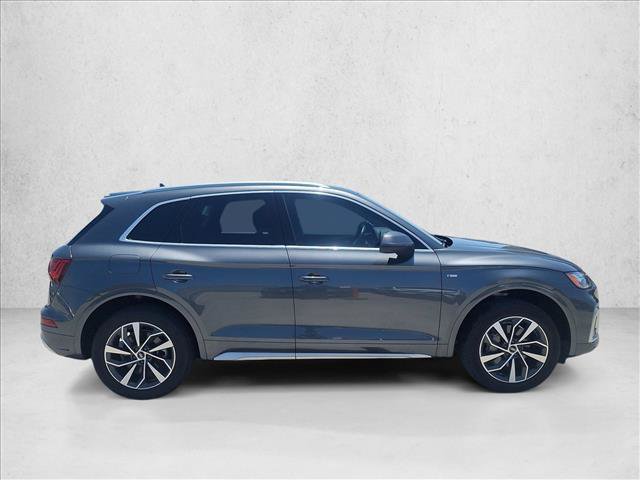 Used 2022 Audi Q5 2.0T Premium Plus w/ Premium Plus Package AWD/4WD image 4