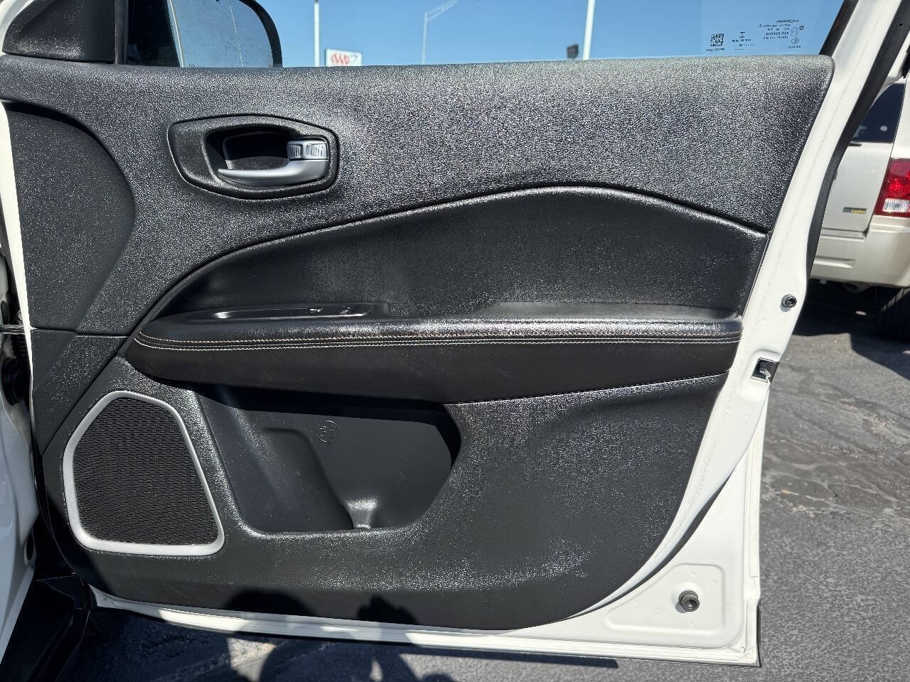 Used 2020 Jeep Compass Sport AWD/4WD image 19