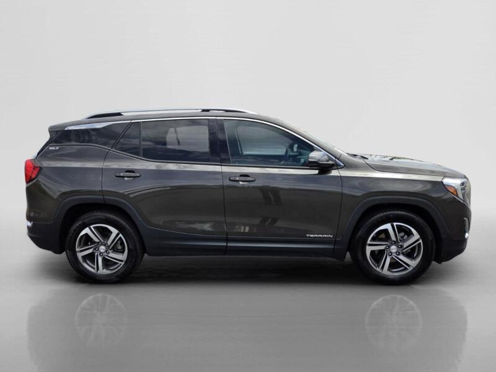 Used 2020 GMC Terrain SLT FWD image 6