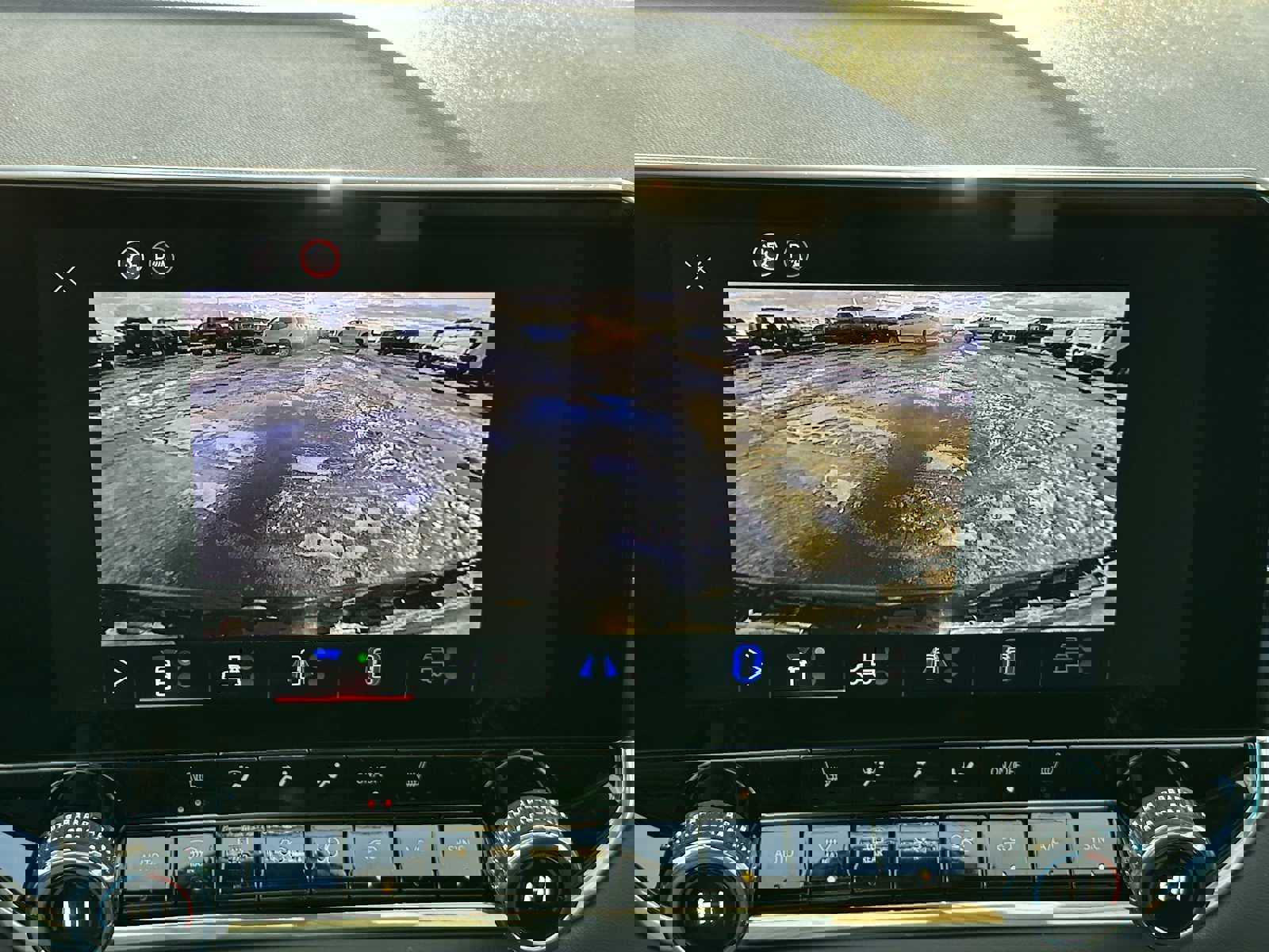 New 2026 GMC Canyon Elevation w/ Convenience Package image 29