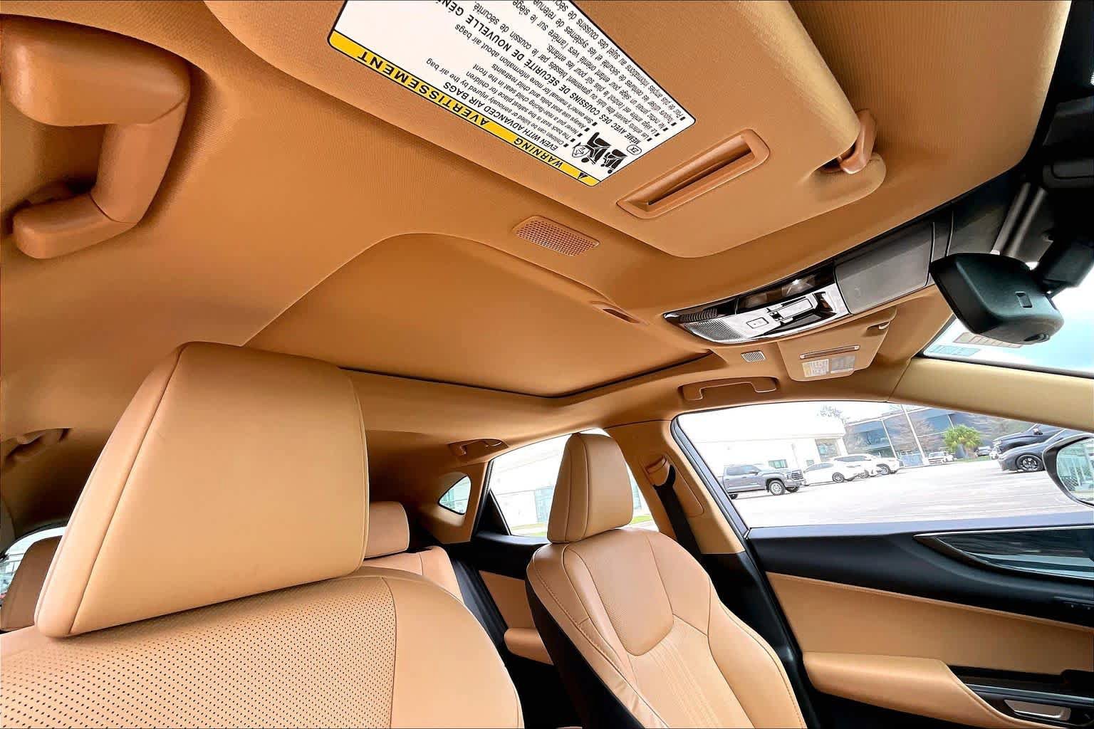 Used 2024 Lexus NX 250 FWD image 12