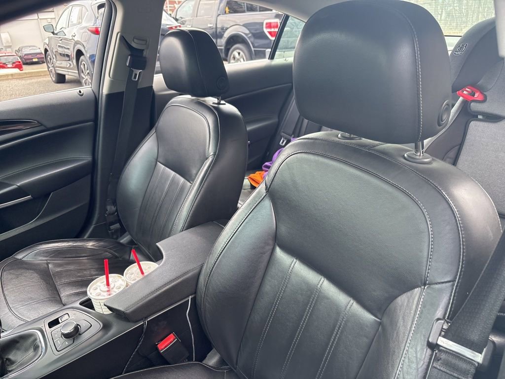 Used 2011 Buick Regal CXL Turbo w/ TO4 Preferred Equipment Group image 11