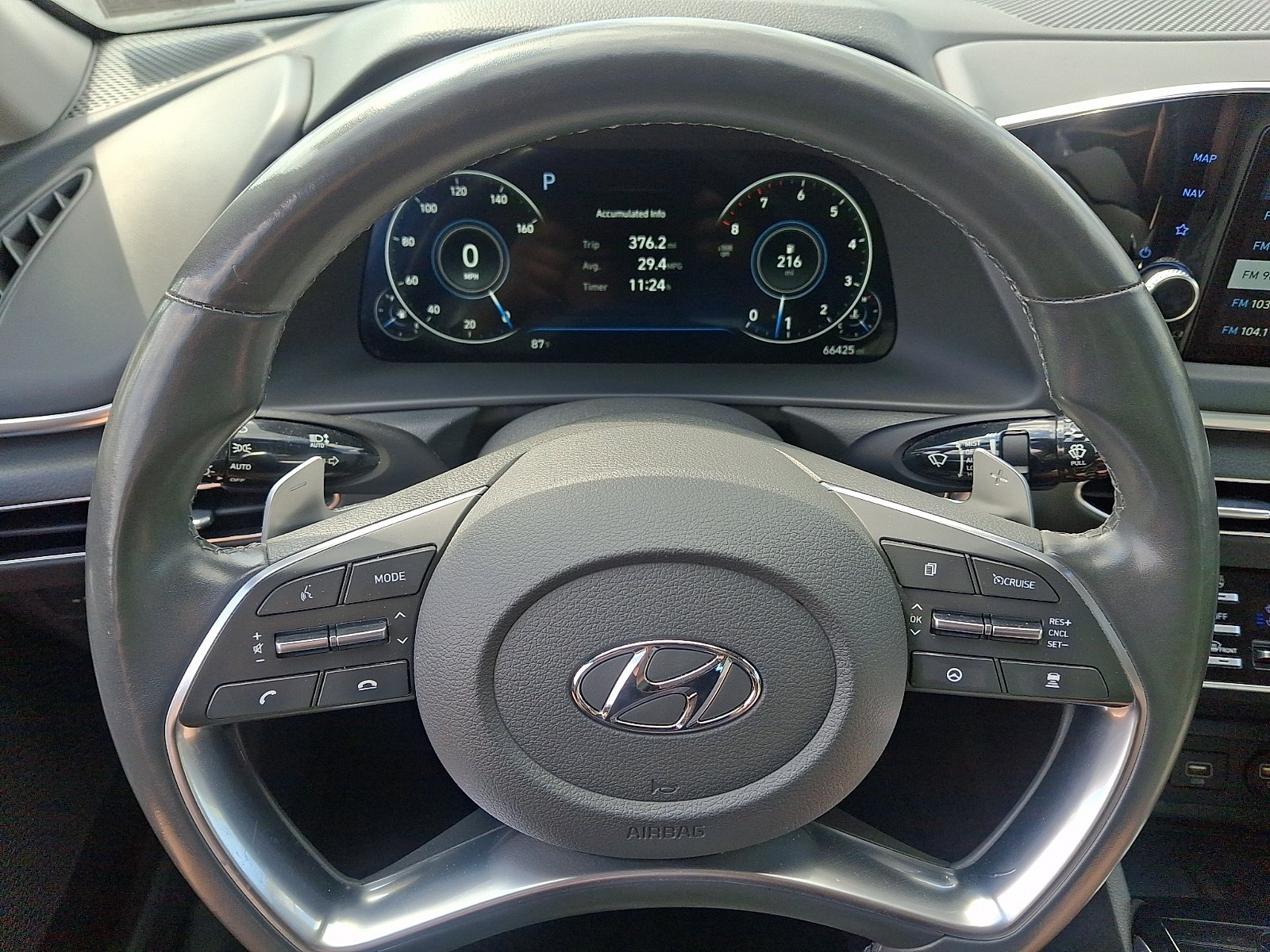 Used 2021 Hyundai Sonata Limited w/ Preferred Accessory Package FWD image 21