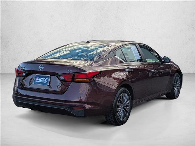 Used 2024 Nissan Altima 2.5 SV image 5