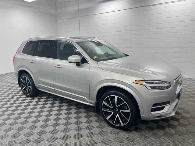 Used 2023 Volvo XC90 B6 Plus w/ Protection Package Premier AWD/4WD image 4