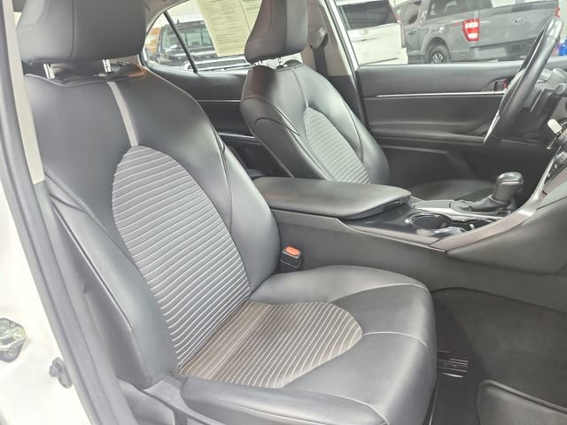 Used 2020 Toyota Camry SE FWD image 37