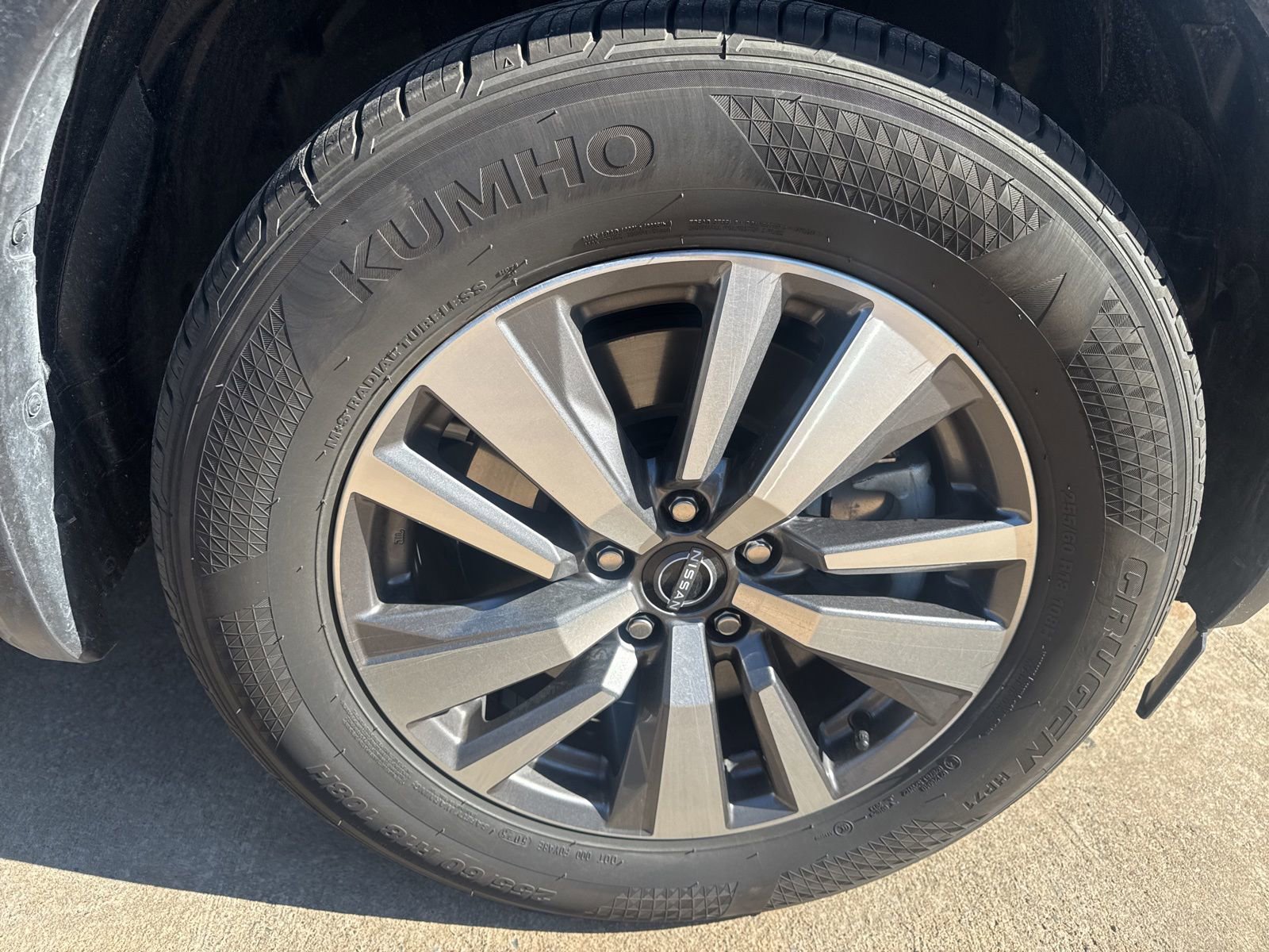 Used 2026 Nissan Pathfinder SL image 8