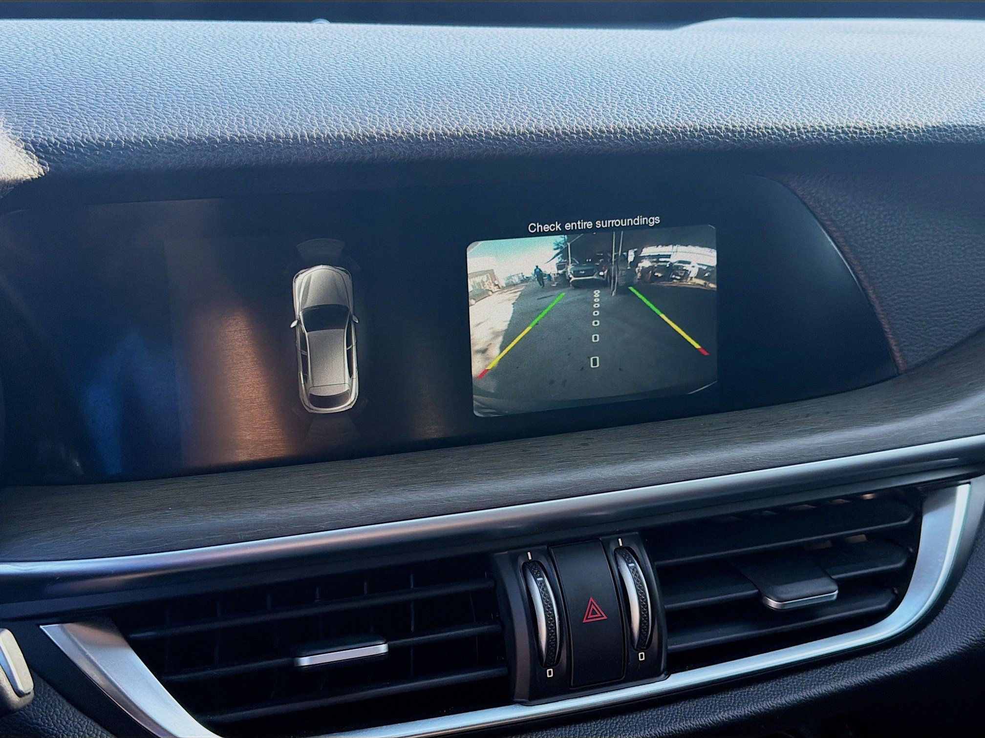 Used 2018 Alfa Romeo Stelvio Ti image 11