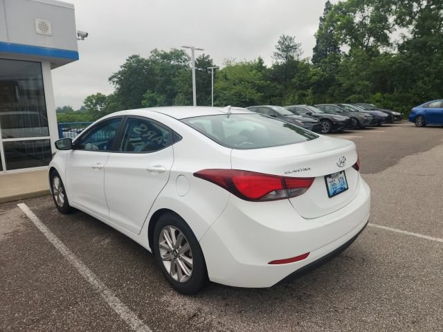 Used 2015 Hyundai Elantra SE w/ Option Group 02 FWD image 8