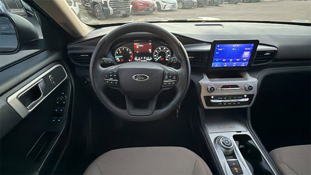 Used 2021 Ford Explorer 2WD image 30