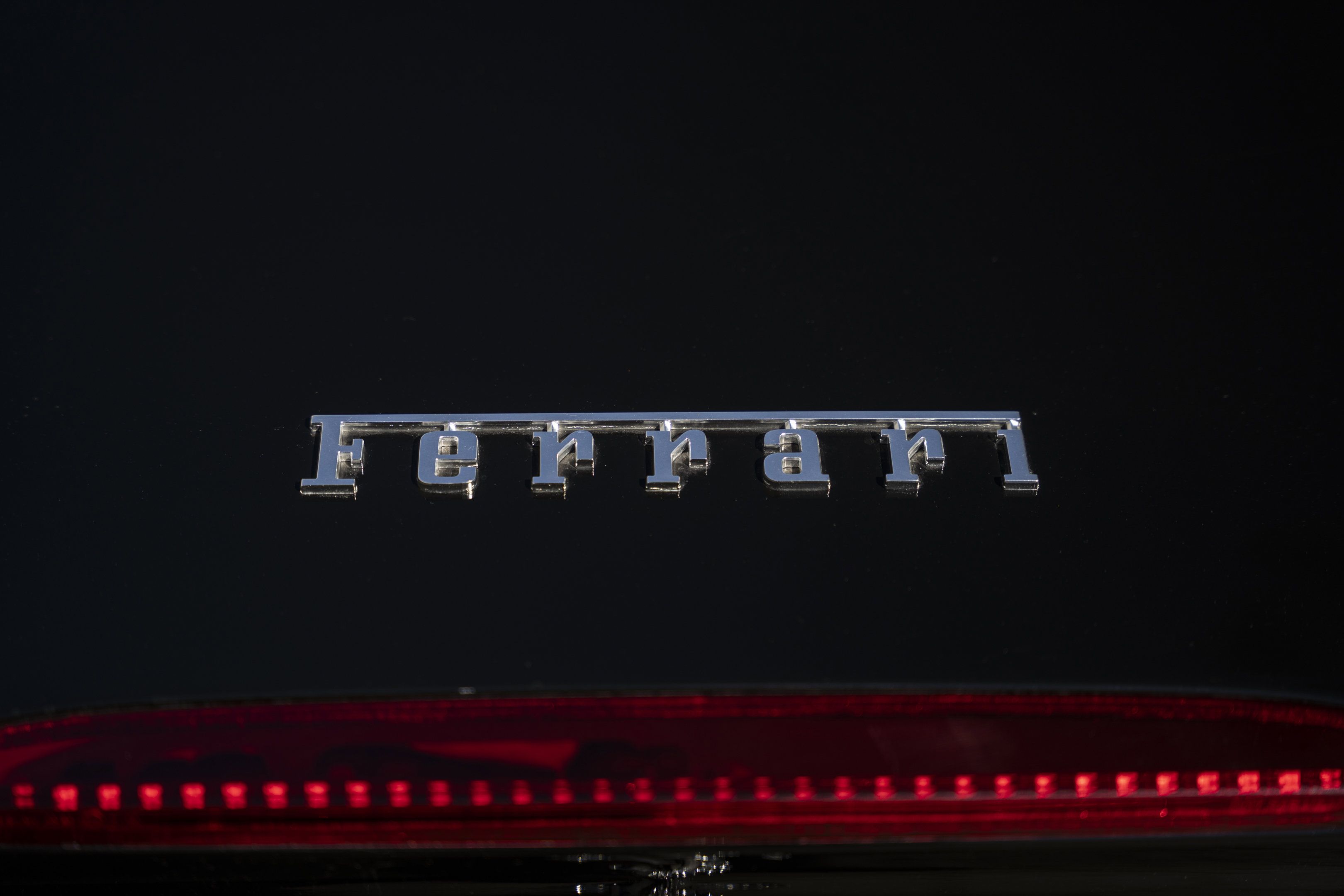 Certified 2019 Ferrari Portofino image 14