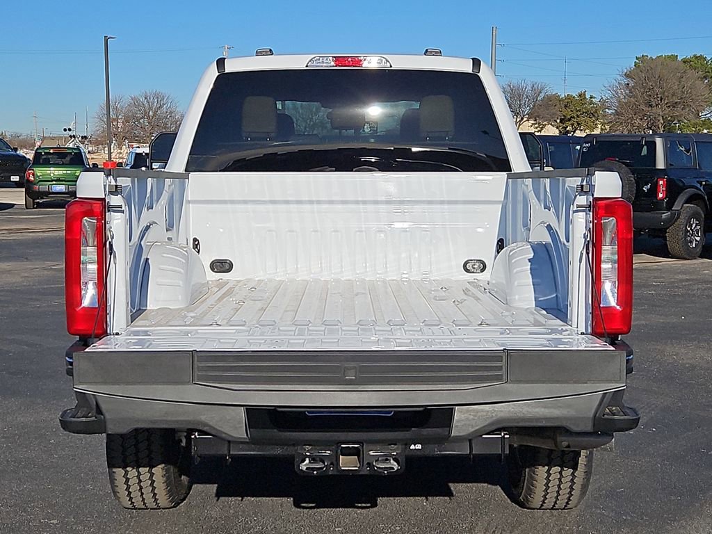 New 2026 Ford F250 XLT w/ FX4 Off-Road Package image 18
