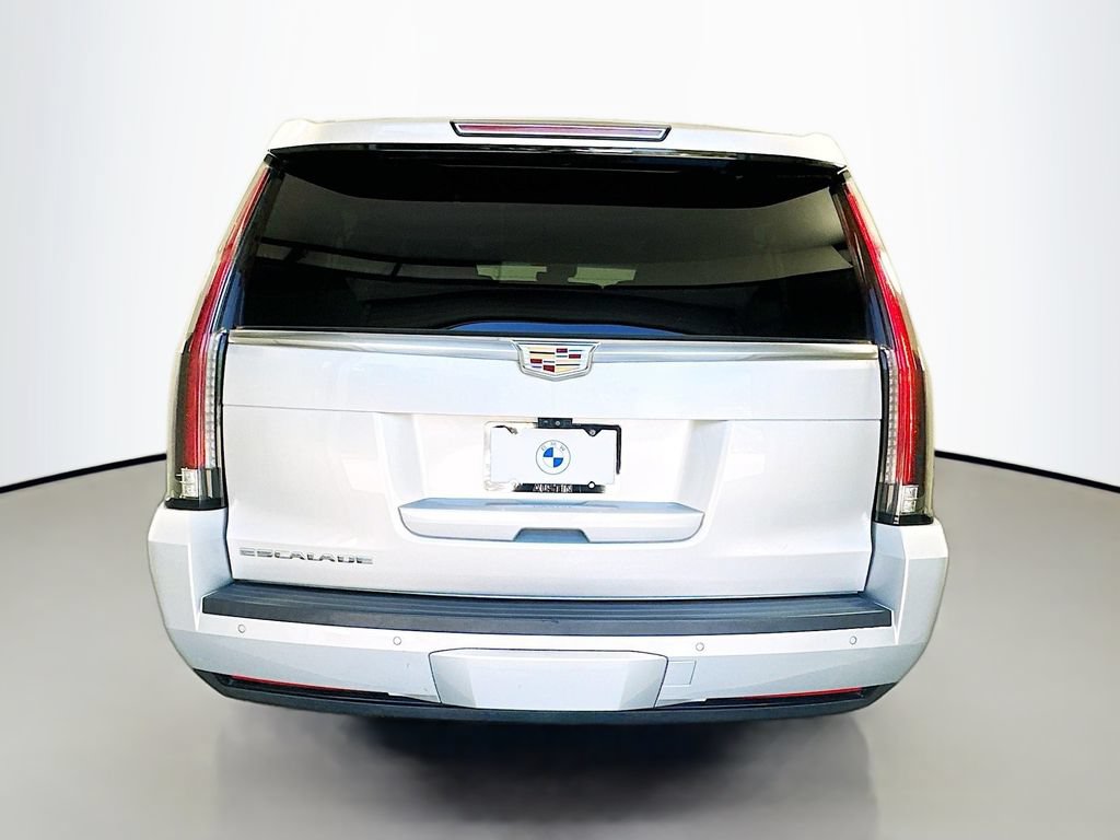 Used 2017 Cadillac Escalade ESV Luxury AWD/4WD image 6