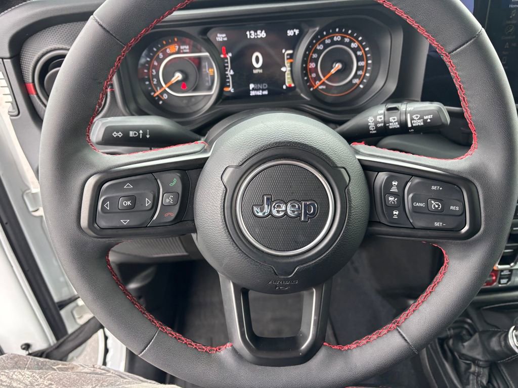 Used 2024 Jeep Wrangler Unlimited Rubicon image 14