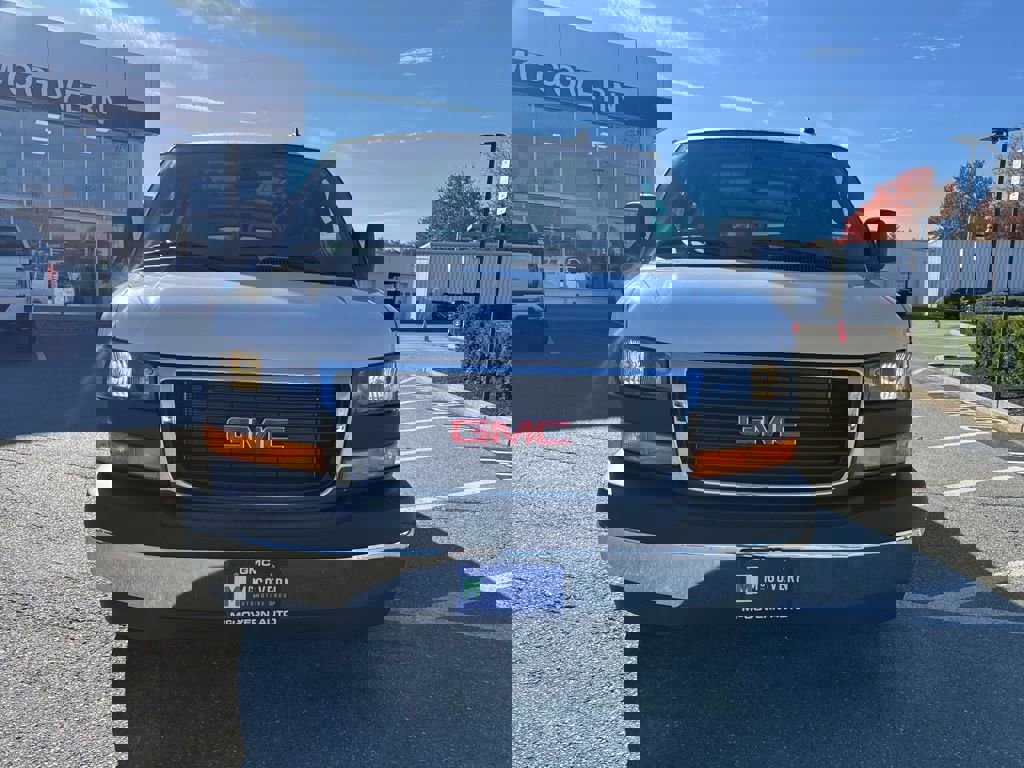 New 2025 GMC Savana 2500 w/ Driver Convenience Package image 9